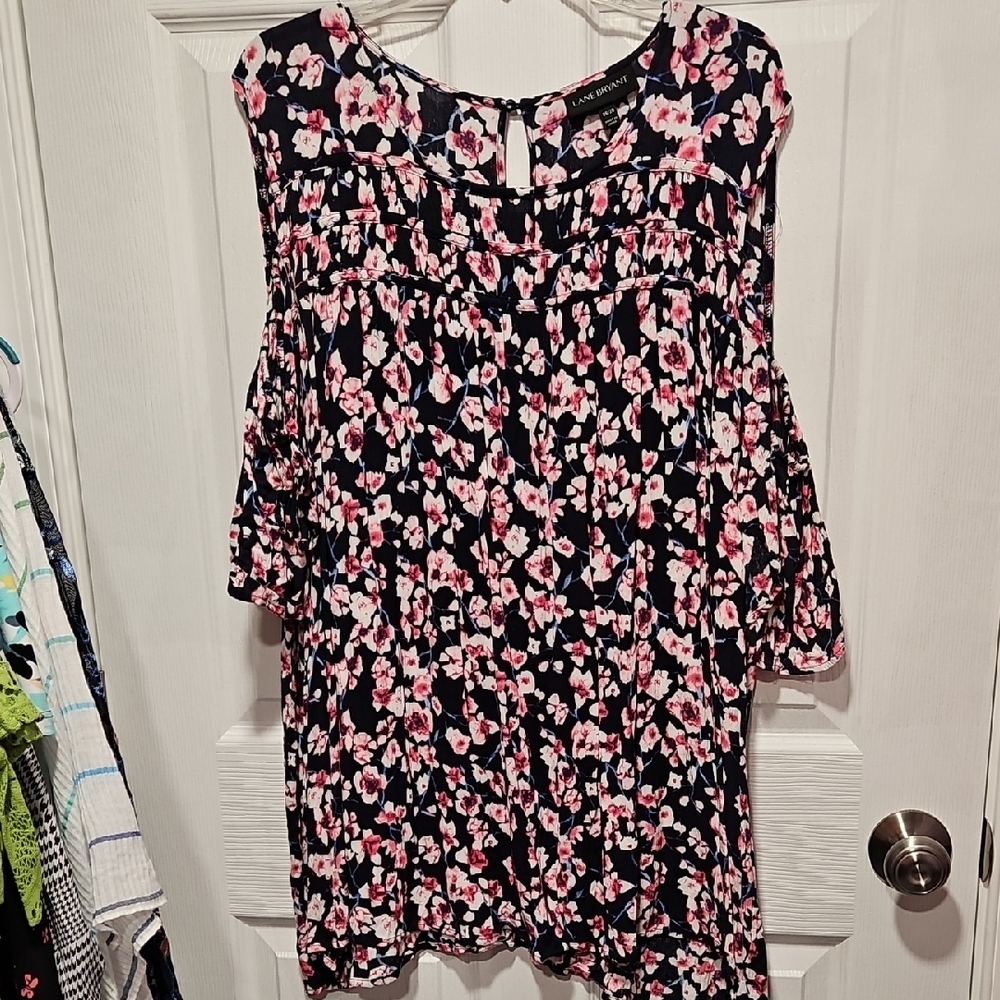 Elegant Floral Women's Blouse - Pink and Black